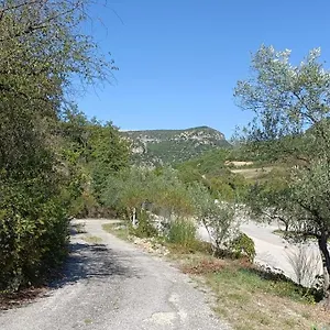 Appartement Rez-de-jardin Jas Des Baronnies, Curnier